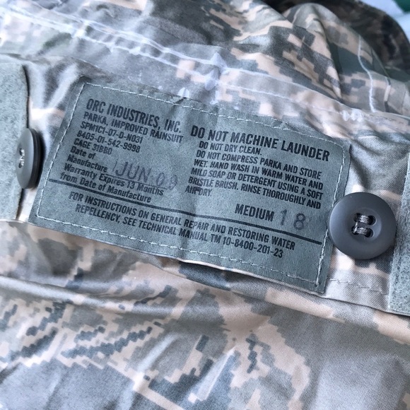 Desert US Army waterproof Parka Sz M 18 - Picture 6 of 8